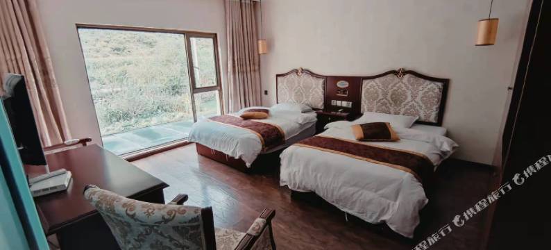 理县隐漫星辰酒店图片