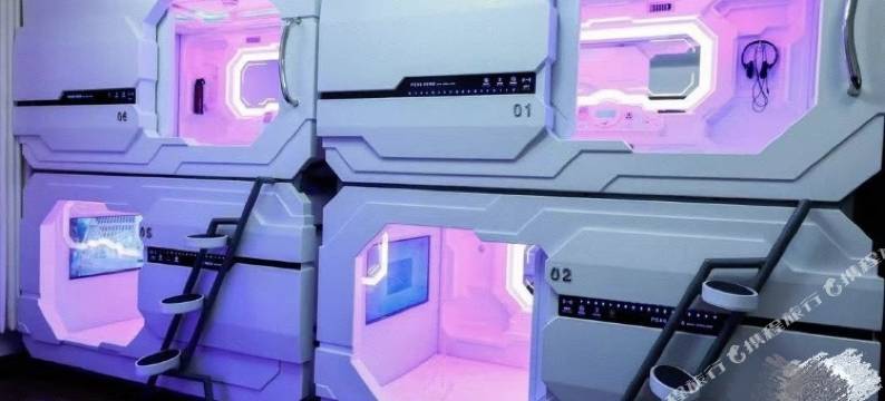 尚友太空舱电竞公寓(萍乡市人民医院北院玉湖店)图片