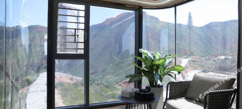 兰州永登水墨丹霞旅游景区悠游心宿图片