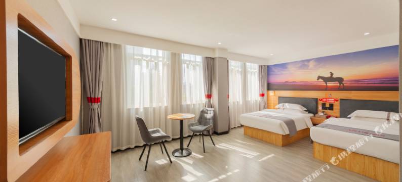 骏逸精选酒店(通山九宫大道店)图片