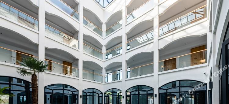 花筑·漫山红庄园图片