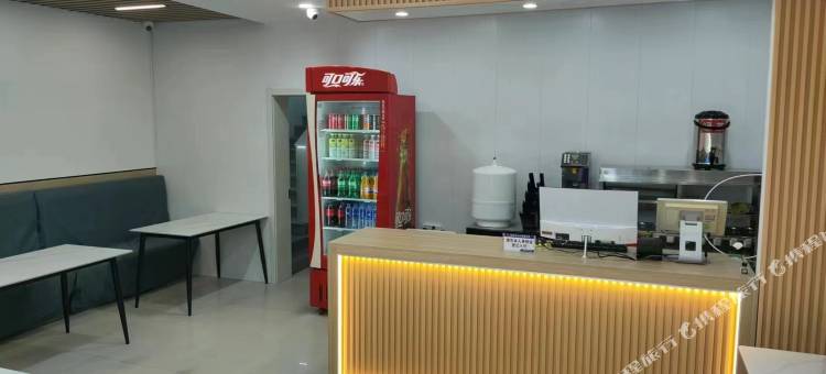 易陌拾光电竞酒店图片