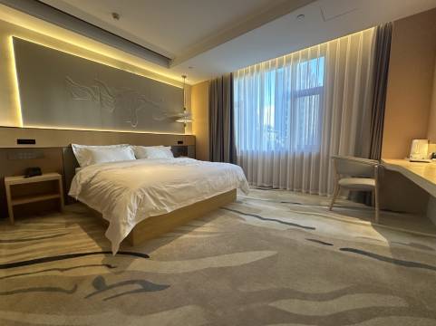 汤原几墨精品酒店