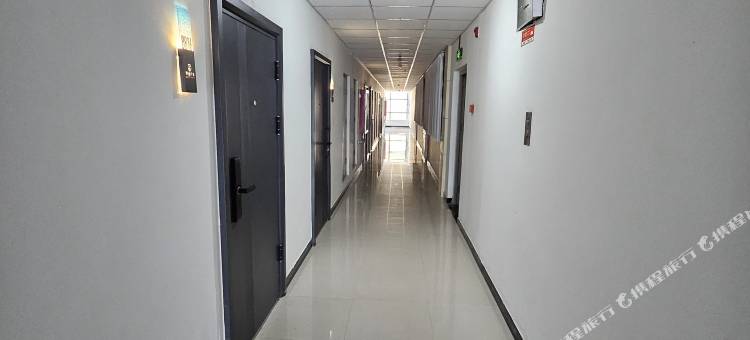 罗曼印象民宿(万达广场店)图片