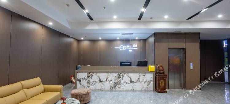 艺选优居酒店(荆州方特高铁站鹏辉店)图片