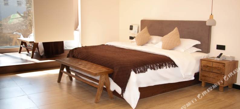 德钦藏山云居酒店(飞来寺景区店)图片