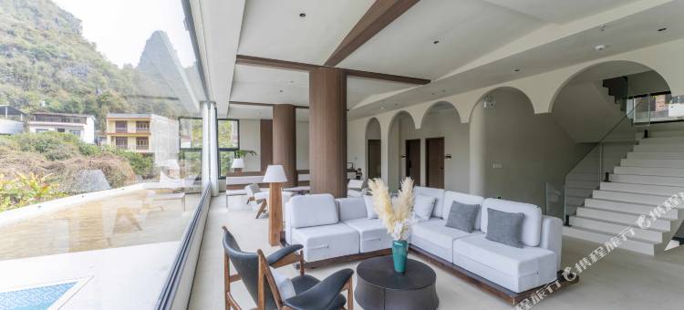 隐溪山涧民宿(二十元背景风景区店)图片