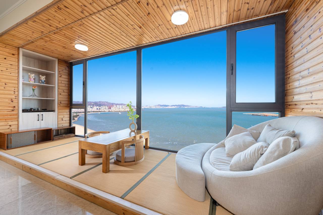 威海安海缦斯酒店(威海高铁站华发新天地店)图片