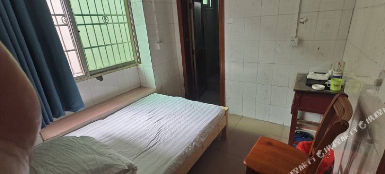 站前公寓(兴国站前路店)图片