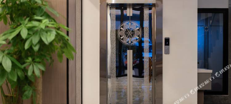 汉田丨云咖雪语•雪山全景酒店(丽江古城黑龙潭店)图片