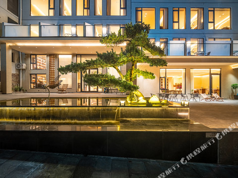 荔波小七孔漫节奏十三月逅院(小七孔景区东门售票大厅店)