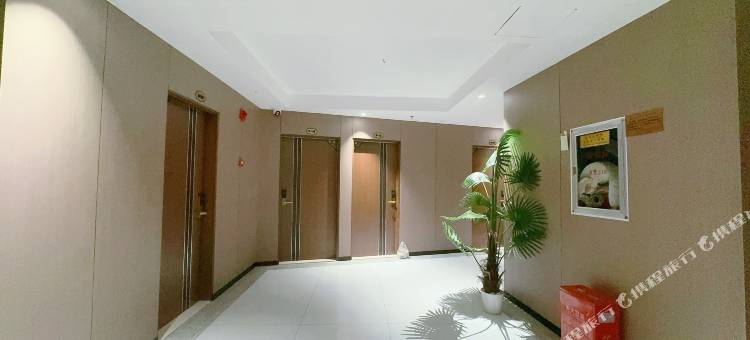 灵山陆阳便捷酒店(陆屋镇店)图片
