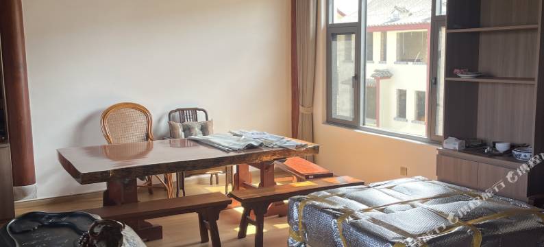 通海道缘墅居度假民宿(杞麓湖公园店)图片