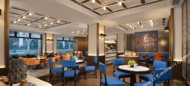 上海陆家嘴希尔顿欢朋酒店图片