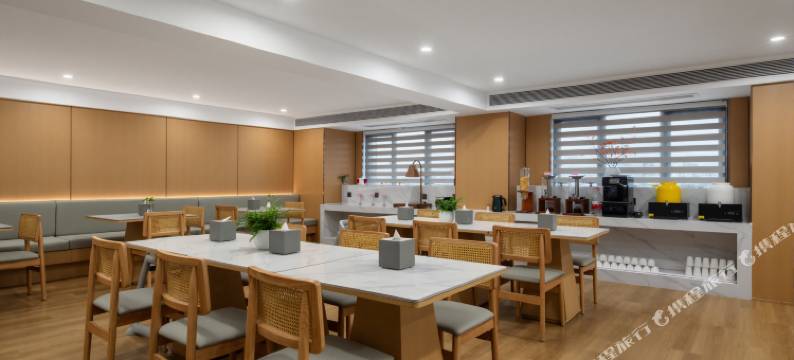 智象森林酒店(郑州高新区郑州大学地铁站店)图片