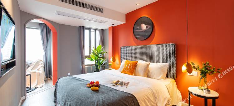 与暮·千寻江景民宿(重庆解放碑洪崖洞店)图片