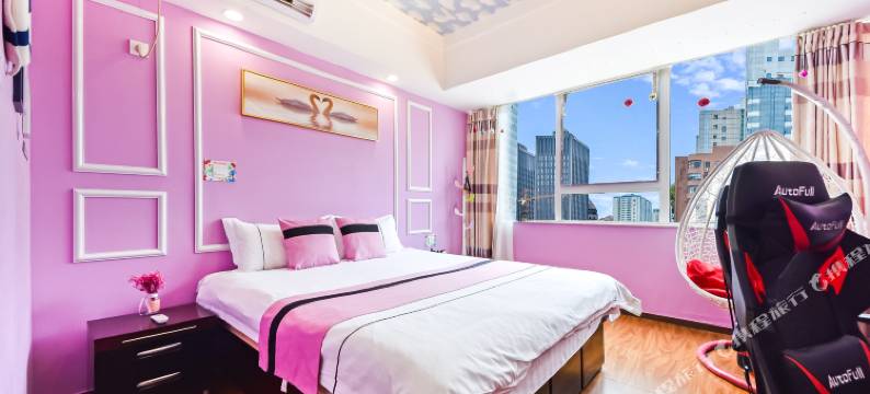 S+电竞民宿(石家庄新百广场地铁站店)图片