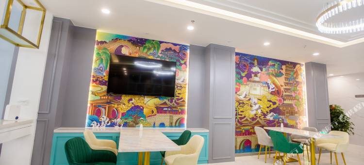 白玉兰酒店(扬州京华城望月路店)图片