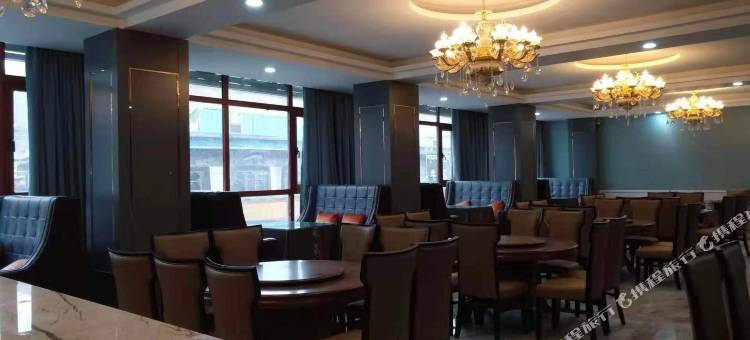 萨嘎欧冠精品大酒店图片