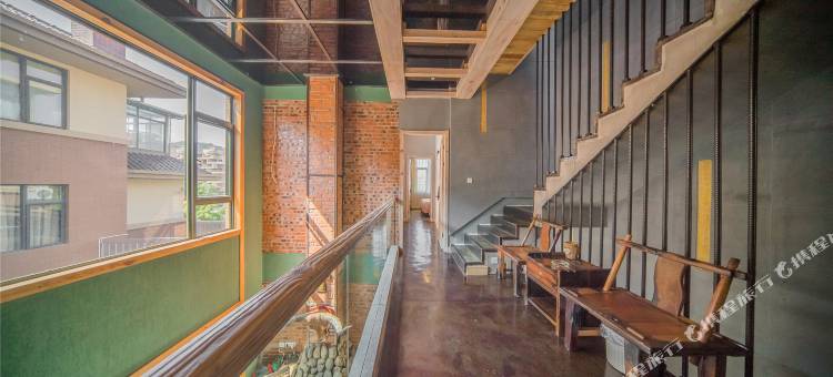 弥勒丨恩典丨工业风设计师民宿(湖泉生态园店)图片