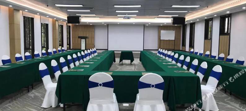 深圳青青世界酒店图片