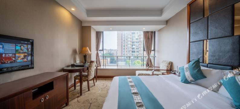 重庆龙胤大酒店(铜梁万达广场店)图片