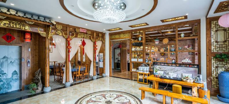 凤鸣山居·水墨江南主题酒店(宏村景区外店)图片
