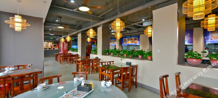 丽申光明酒店(信阳东站国际商城店)图片