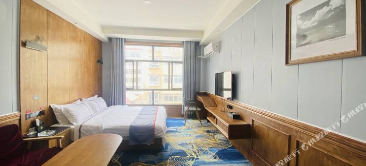 骏怡连锁酒店(玛曲县步行街店)图片