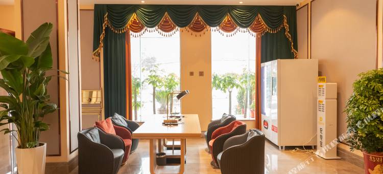 维也纳3好酒店(阳新高铁站光谷广场店)图片