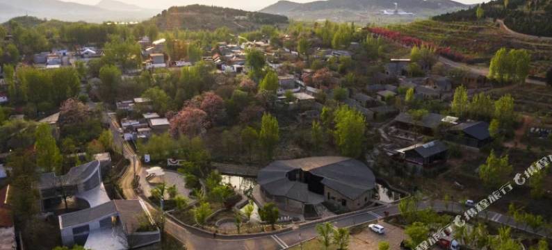 龙湾·良舍山居图片