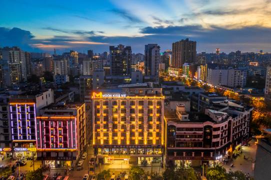 海口M酒店(高铁东站南北水果市场店)