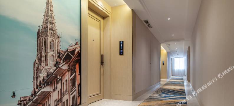 麗柏国际酒店(高安站店)图片