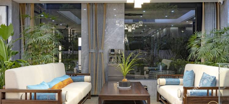 云南西尔蔓酒店(沈家山森林公园店)图片