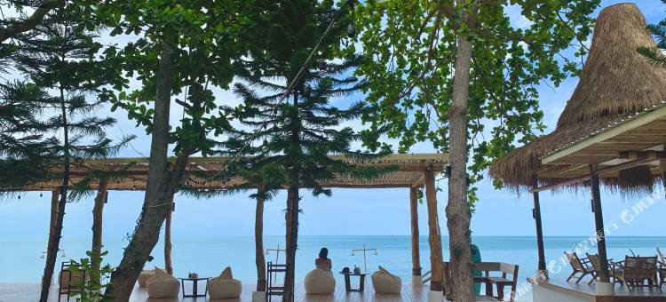 一沙拉海滩度假村海滨区(Issara Beach Resort Beachfront Zone)图片