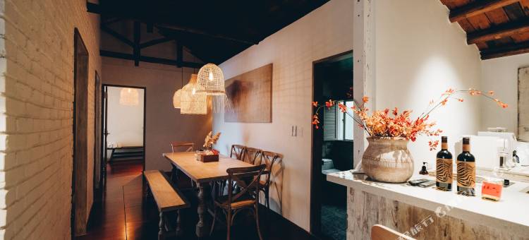 神隱之月民宿图片