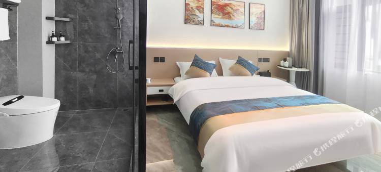 星追月酒店图片