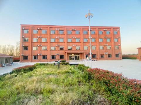 梁山枫叶正红酒店