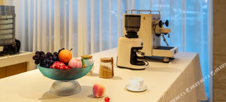 沐居·汤泉酒店(峨眉山报国寺店)图片