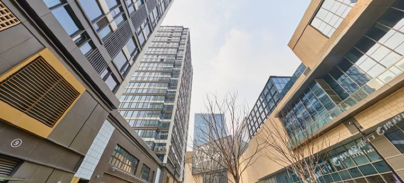 九玥酒店公寓(南京中山陵宝龙广场店)图片