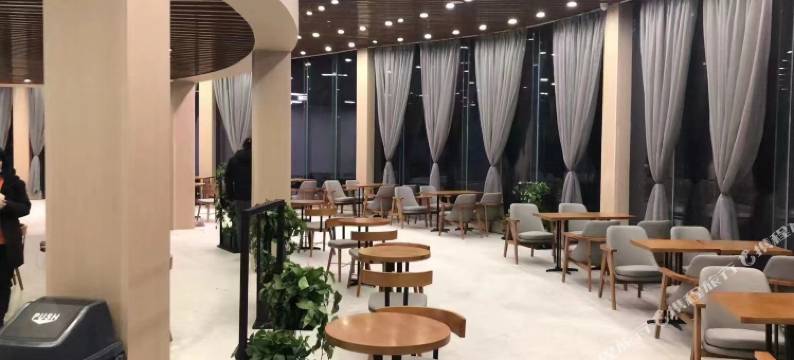 牛背山高原驿站图片