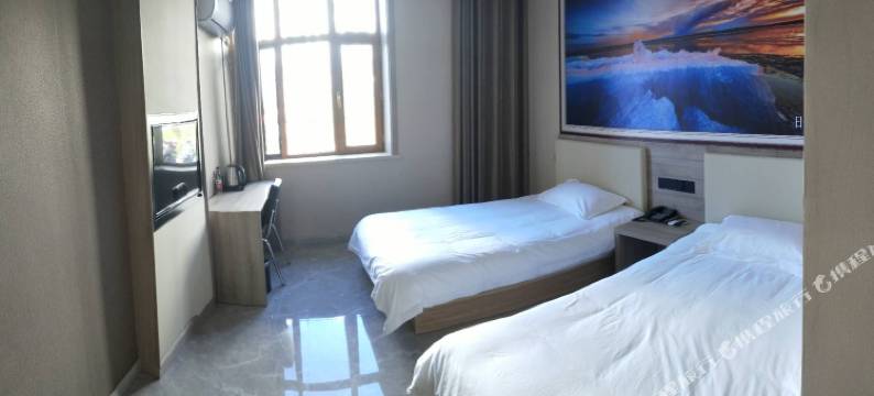 呼玛金色港湾假日酒店图片