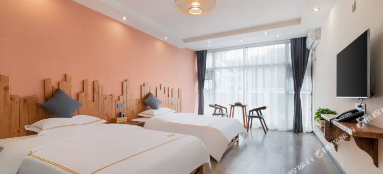 黔欢·悦阁轩(荔波小七孔东门售票大厅店)图片