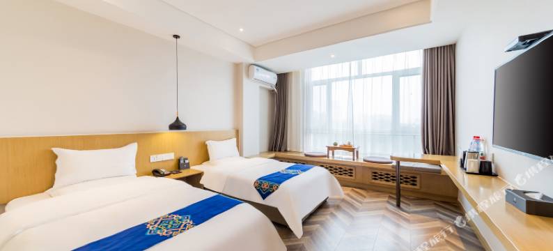 三百诺精品酒店(呼和浩特赛马场北路体育场地铁站店)图片