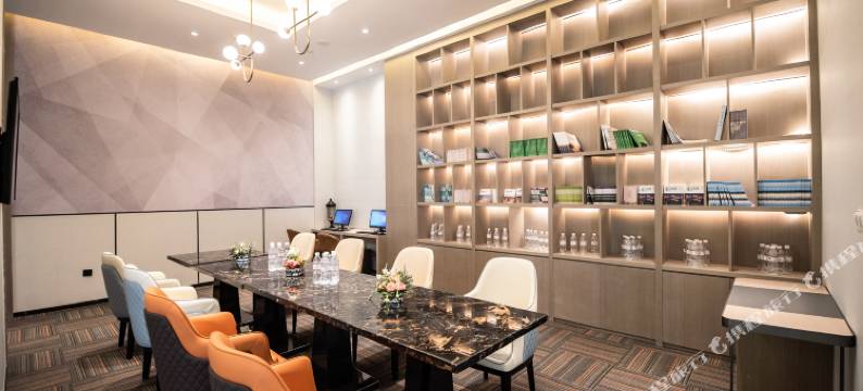 泰安丽景广场酒店(泰山景区天外村店)图片