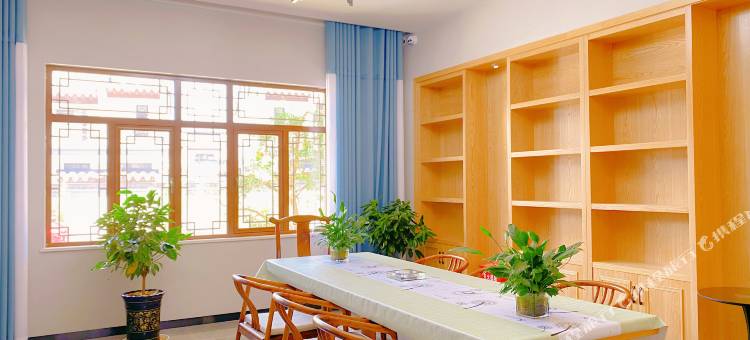 禄丰金山源酒店(金山古镇店)图片