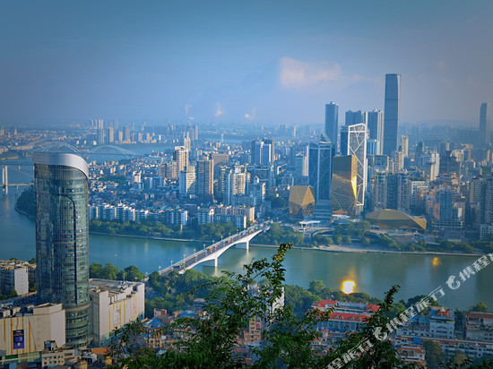 怡程酒店(柳州音乐喷泉银泰城店)