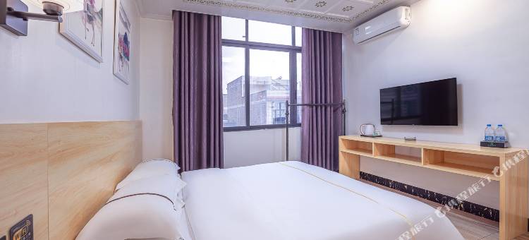 玉林凤鸣酒店(樟木镇汽车站店)图片