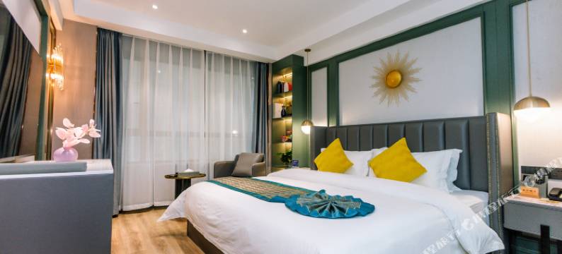 眉山陌尚花开艺术酒店(眉山东站万达店)图片