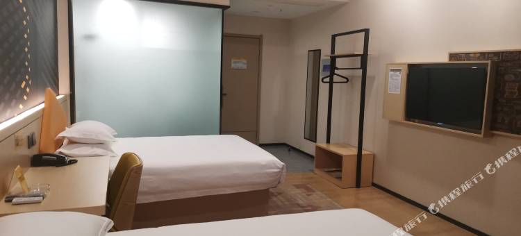 IU酒店(东平政务大厅东顺广场店)图片